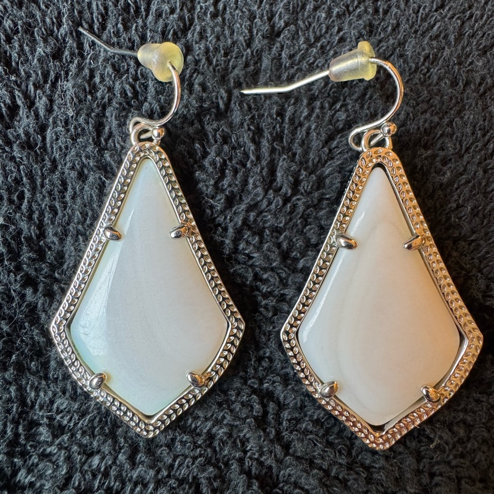 Kendra Scott Sophie silver with white drop earrings